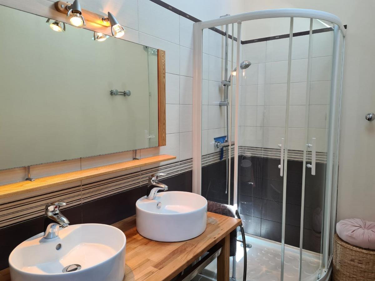 Gite 4 Pers. Avec Terrasse Privative Entre Sologne Et Chateaux De La Loire - Fr-1-590-36 Cléry-Saint-André Exteriör bild